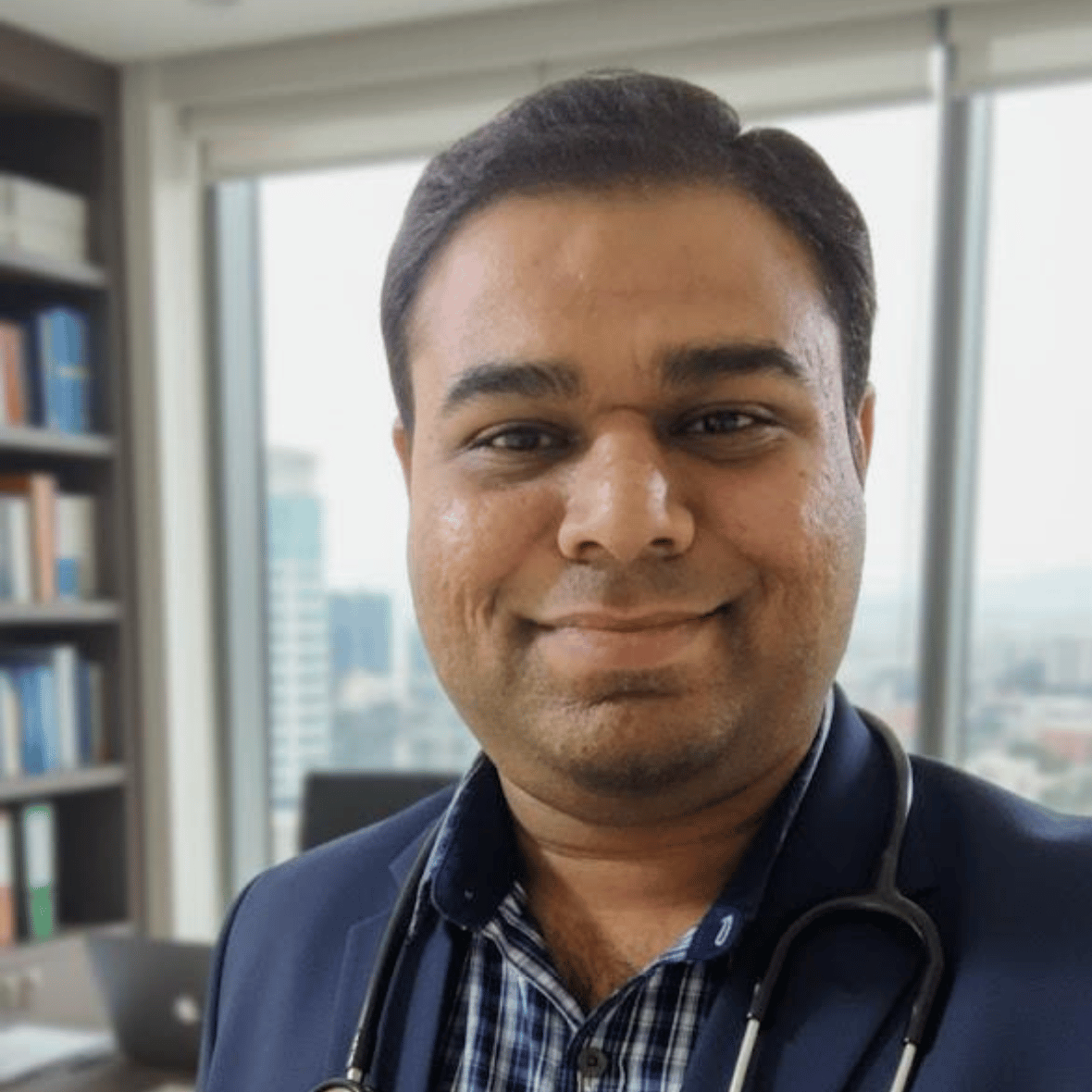 Dr Ravi